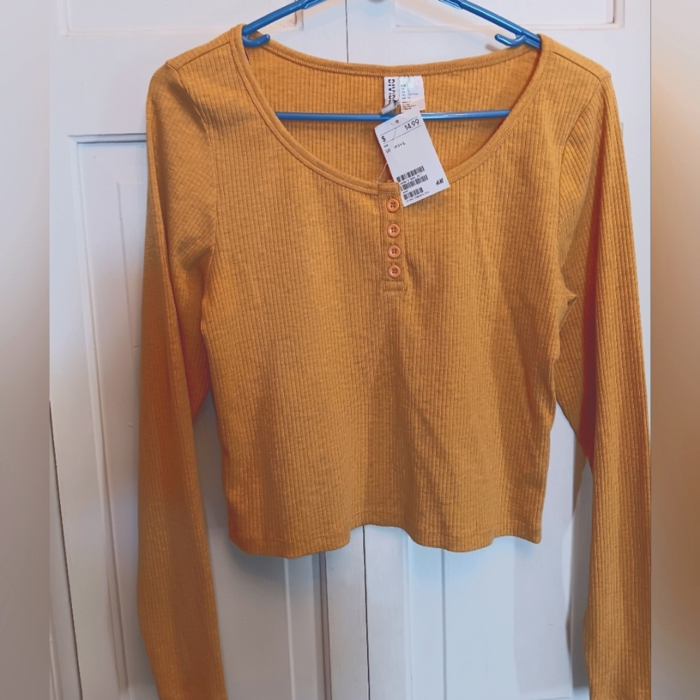 Womens Long sleeve Button Shirt New/ Orange- speckled pattern Large
